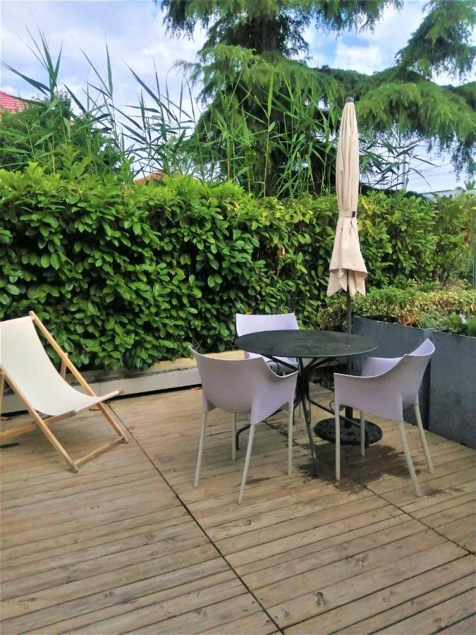Appartement Studio Golfe Juan, plages, parking, climatisation à Vallauris Extérieur photo